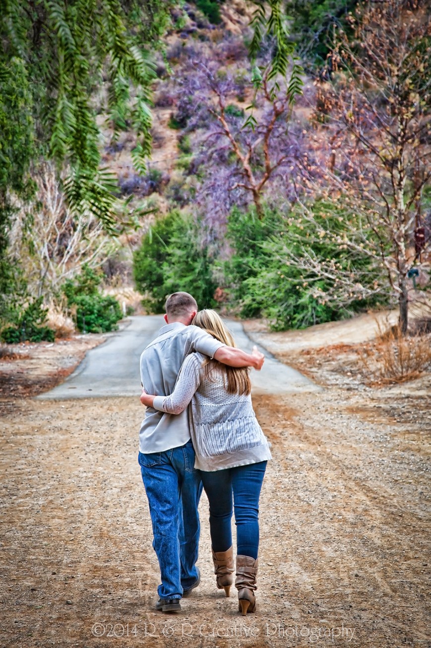 Mentryville-Engagement-Portraits-Romantic