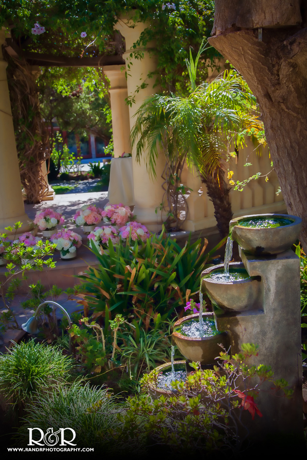 j1315-19-los-angeles-wedding-photographer-pierpont-inn-ventura